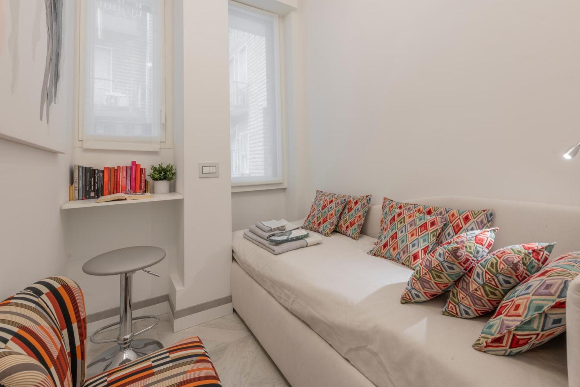 Falcone, 5 - Downtown Apartment Milano Esterno foto