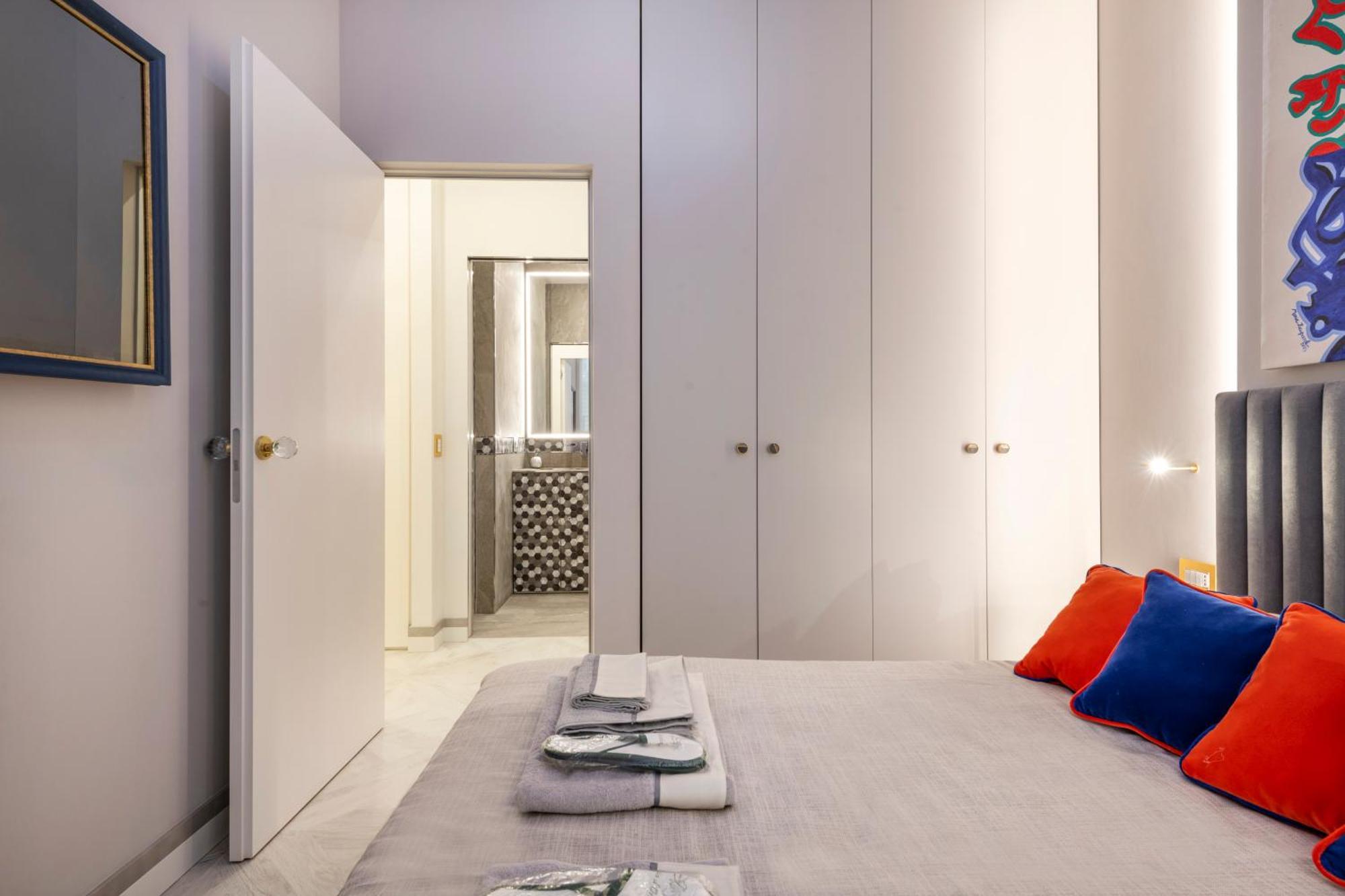 Falcone, 5 - Downtown Apartment Milano Esterno foto